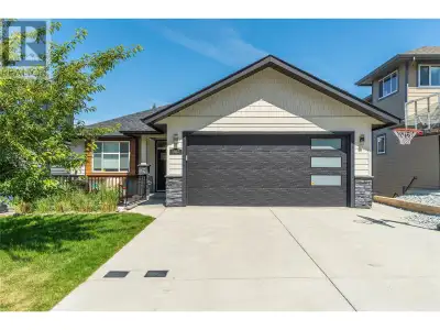 Rare 6 bedroom rancher in the family friendly neighbourhood of Juniper Ridge! Step inside and enjoy...