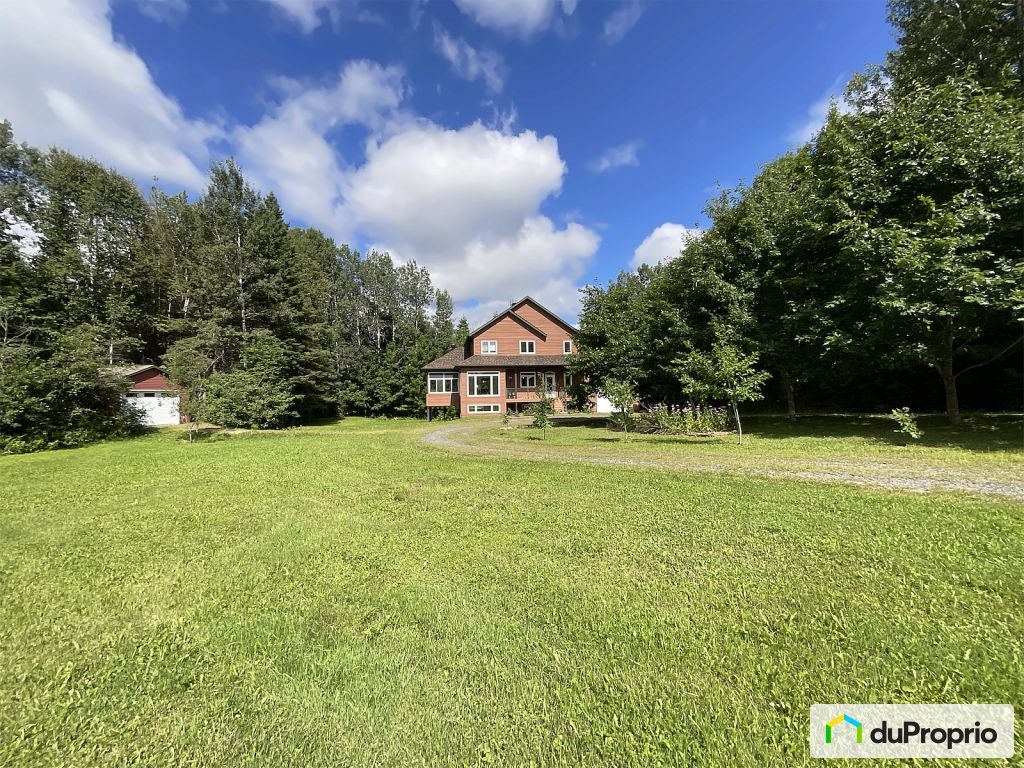 $1,175,000 - 2 Storey in Shawinigan (St-Gerard-Des-Laurentides) — photo 2