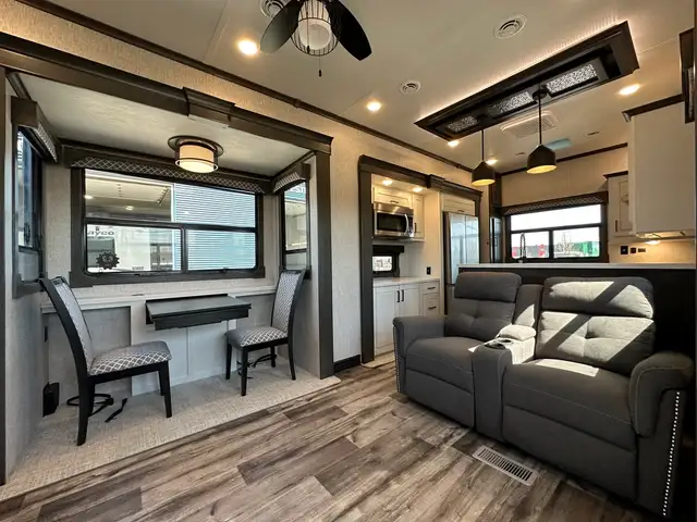 2023 Crossroads RV Redwood 4001 LK Fifth wheels 2023 CrossRoads  in Travel Trailers & Campers in Lanaudière - Image 10