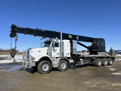 2006 Peterbilt 367 8x6 w/ 30 ton Weldco Hydralift stiff boom crane Comes with a Caterpillar C15 dies...