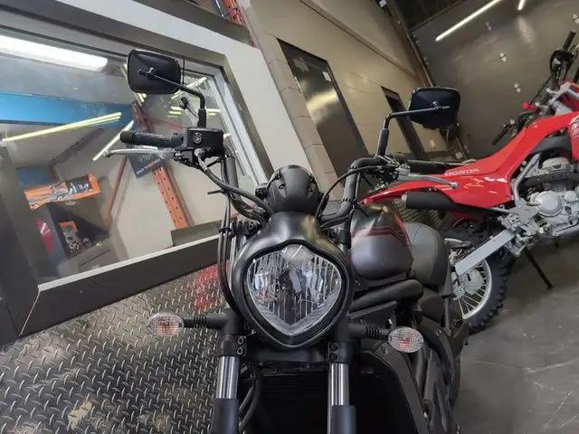 2025 Kawasaki Vulcan S Metallic Matte Graphite Gray in Street, Cruisers & Choppers in Calgary - Image 16