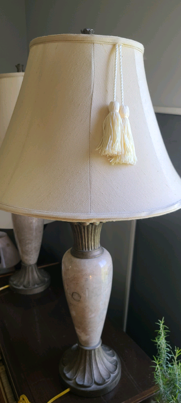 Table lamps in Indoor Lighting & Fans in Ottawa - Image 4