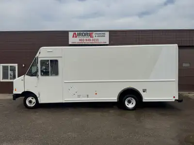 2012 Ford E-450 Step Van 5.4L V8 Gas 233,240 KM DRW RWD L 16 FT W 7 FT 9" H 6 FT 10" We are only a p...