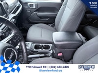 We take pride in offering only the highest quality used cars on the market. We never cut corners whe... (image 9)