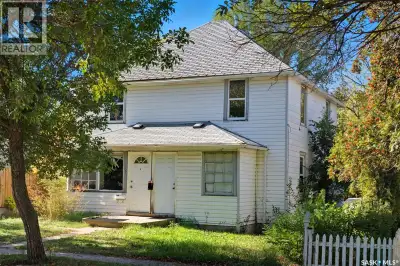 Welcome to 1121 108th Street in North Battleford this two storey offers two full suites and undevelo...