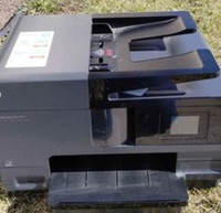 HP Office jet Pro 8610 multifunctional printer
