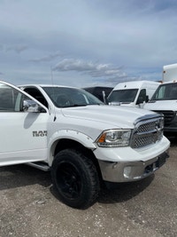 TRADE IN SPECIAL 2014 Ram 1500 Laramie Scat Pack This 2014 Ram 1500 is in wonderful condition drives... (image 6)