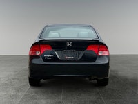 Thanks for viewing our House Of Cars Chinook Inventory! AMVIC licensed dealer! The 2008 Honda Civic... (image 4)