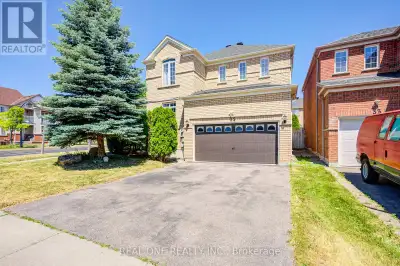 Dont Miss This Gorgeous Well Maintained Double Cars Garage Detached Home At High Demand Burczy Neigh...