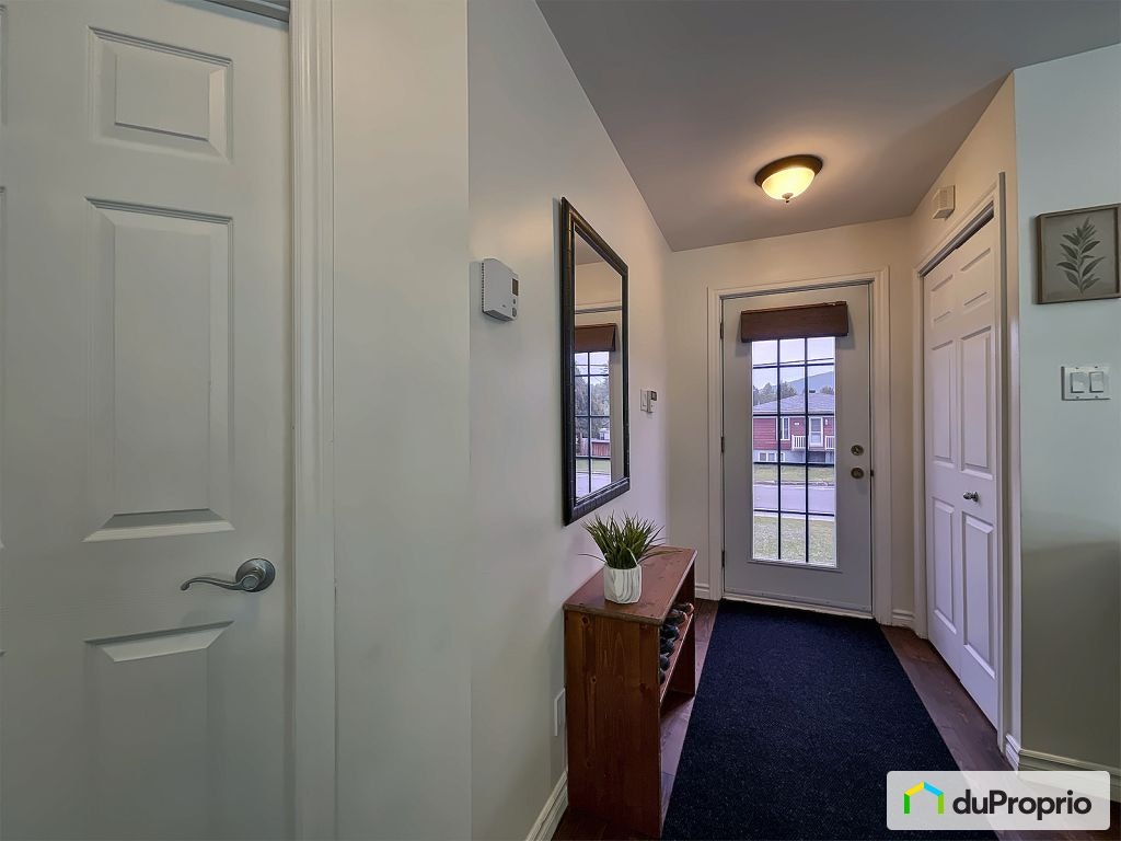 $490,000 - Bungalow for sale in Val-Belair — photo 2