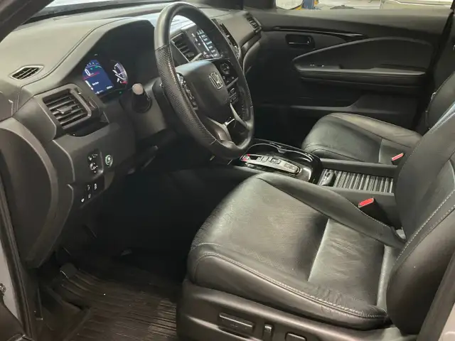 2023 Honda Passport Touring Touring AWD in Cars & Trucks in Lethbridge - Image 11