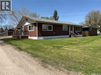 Here's a great option that's move in ready! Income potential with a basement suite to help pay your...