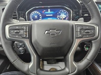 2025 CHEVROLET SILVERADO 1500 LT Trail Boss, registering only 49,710kms and featuring the aggressive... (image 9)