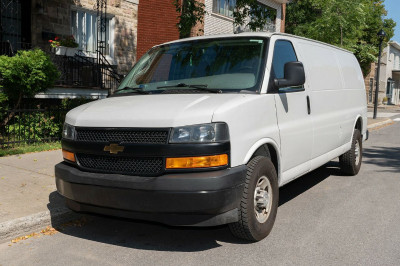 Chevy Express 2019 in great condition