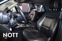 Key Features: Power adjustable front seats, tri-zone automatic climate control, heated front seats,... (image 9)
