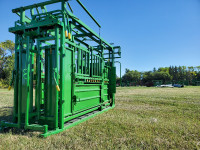 Real Industries Squeeze Chute