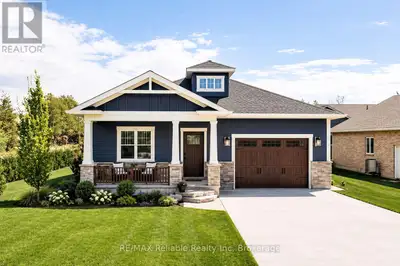 CHARMING NEW BUILD LOCATED IN BAYFIELD'S WEST END NEAR THE LAKE! Premium builder offering this 3 bed...