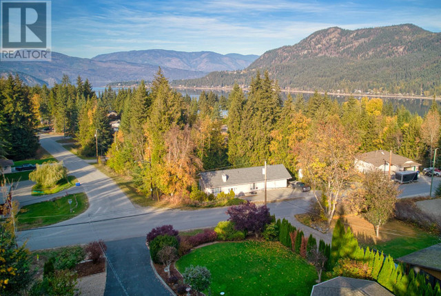 2546 Centennial Drive Blind Bay, British Columbia in Houses for Sale in Kamloops - Image 3