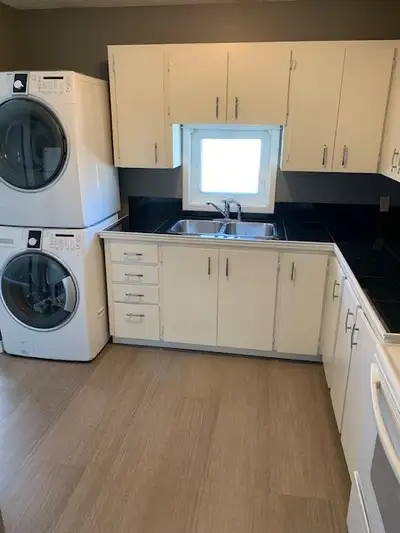 2-bedroom unit with balcony and laundry!