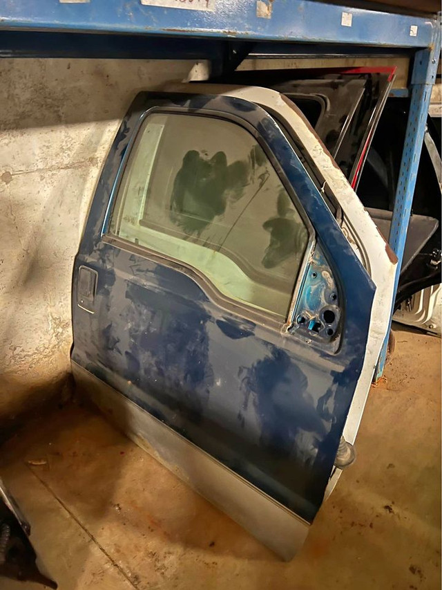 99-16 Ford Superduty Passenger Doors in Auto Body Parts in Owen Sound