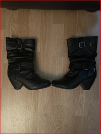 Bottillons d'hiver pour femme neufs grandeur 7 Saguenay Saguenay-Lac-Saint-Jean Preview