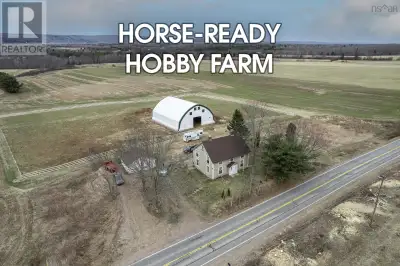 Nestled in the charming countryside of Paradise Nova Scotia, heart of the fertile Annapolis Valley,...