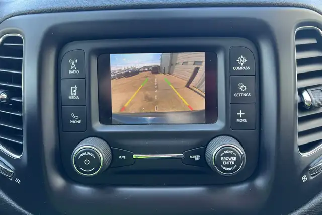 2018 Jeep Compass Sport 4WD in Cars & Trucks in Saskatoon - Image 20