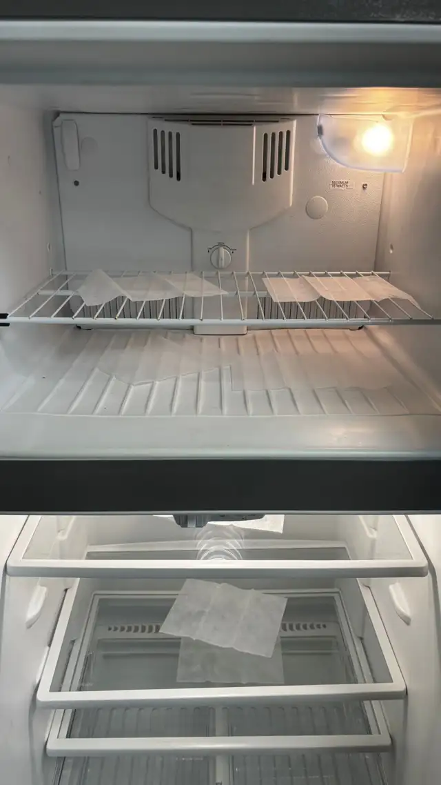 Frigidaire 30” Top Freezer Refrigerator30 Days Warranty in Refrigerators in Kitchener / Waterloo - Image 8