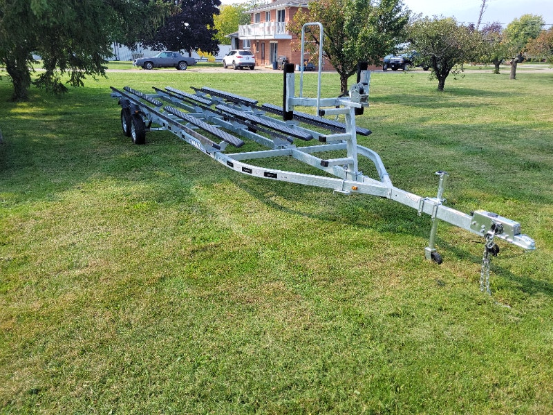 **2023 new Venture Tritoon trailer pontoon trailer galv ** Boat Parts