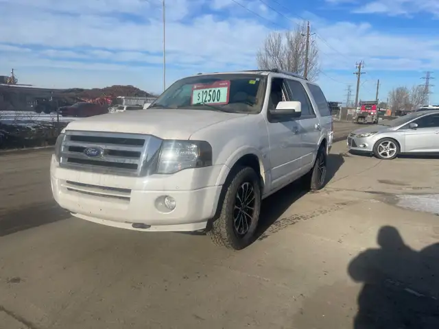 2012 Ford Expedition Limited in Cars & Trucks in Hamilton - Image 2