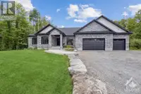 2862 BLANCHFIELD ROAD Ottawa, Ontario