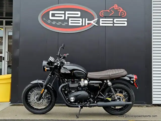 Triumph Bonneville T120 Black in Street, Cruisers & Choppers in Oshawa / Durham Region - Image 6