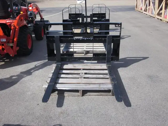 2022 HLA HD PALLET FORKS 2000LB / 48" in Heavy Equipment in Calgary - Image 2