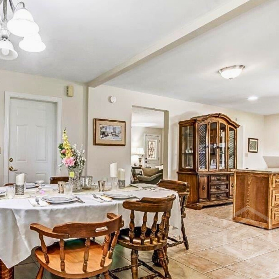 Short-Term 3-Bedroom Home with Shop Included!! 3