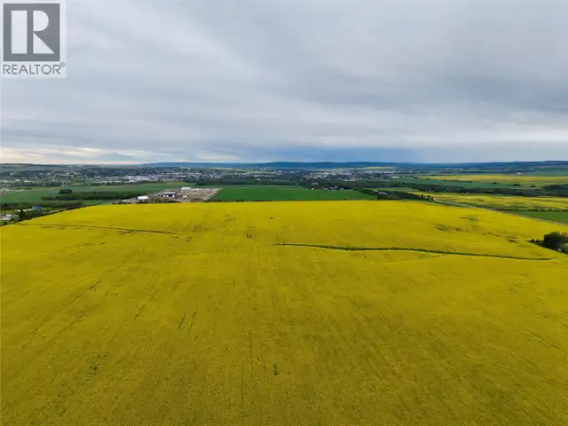 223 Road Dawson Creek, British Columbia in Land for Sale in Dawson Creek - Image 9