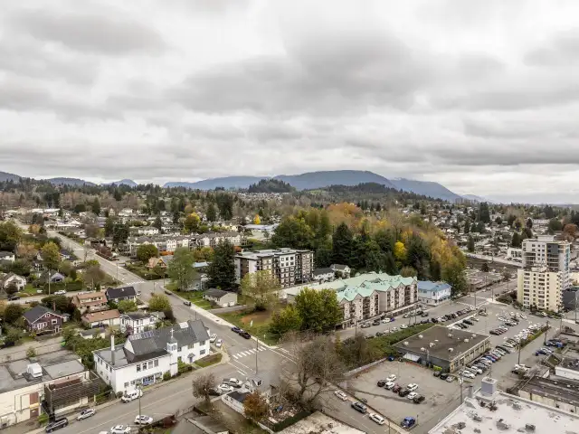 33047 1ST AVENUE Mission, British Columbia in Commercial & Office Space for Sale in Mission - Image 4
