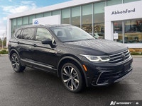 This Volkswagen Tiguan boasts a Intercooled Turbo Regular Unleaded I-4 2.0 L/121 engine powering thi... (image 6)