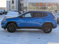 This Jeep Compass has a durable Intercooled Turbo Regular Unleaded I-4 2.0 L/122 engine powering thi... (image 4)