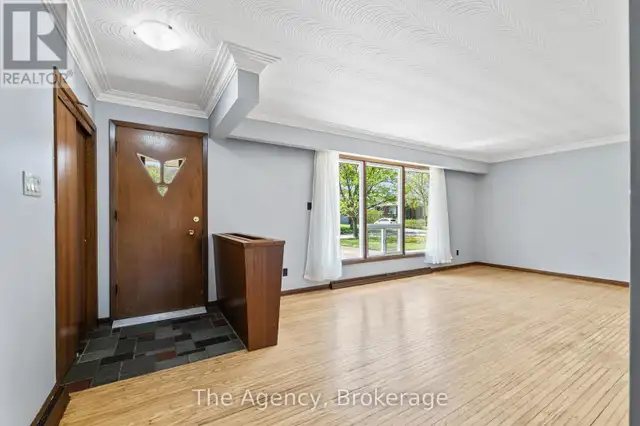 17 VICTOR BOULEVARD St. Catharines (Glendale/Glenridge), Ontario in Houses for Sale in St. Catharines - Image 5
