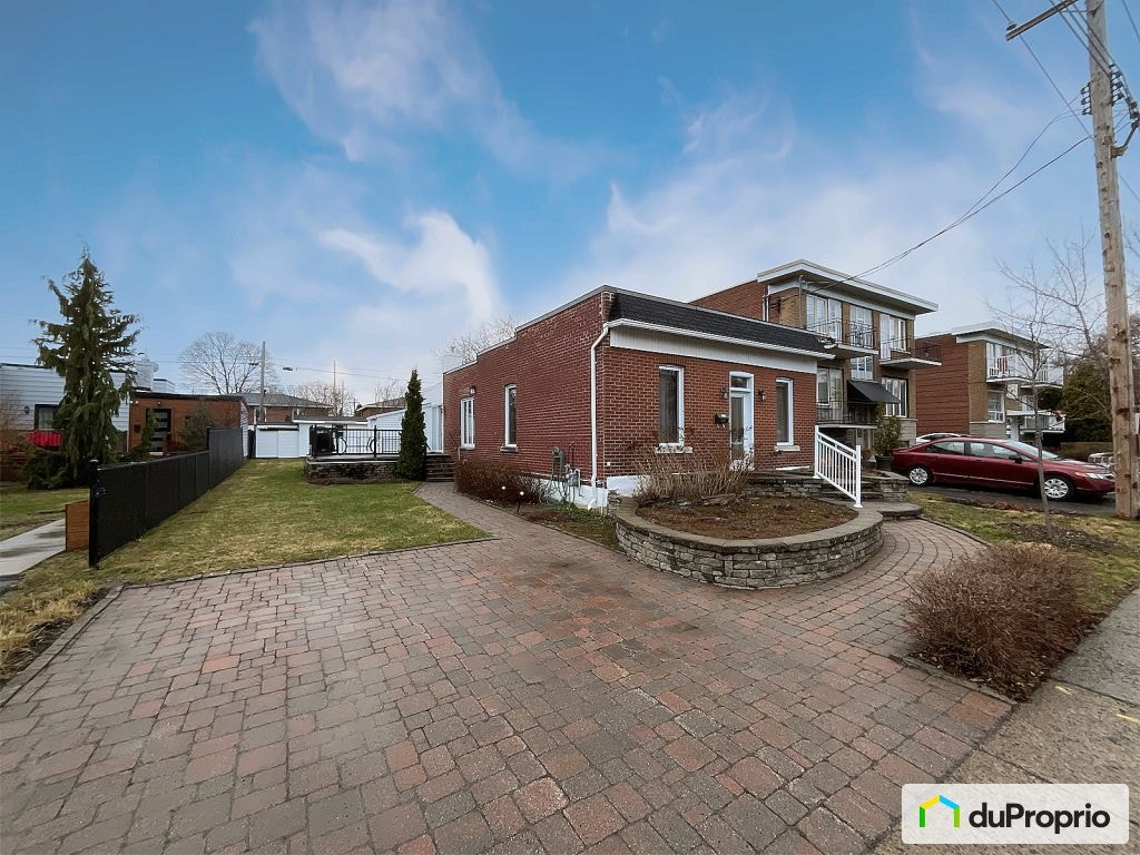 $599,000 - Bungalow in Mercier / Hochelaga / Maisonneuve — photo 1