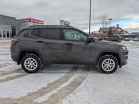 Look at this 2018 Jeep Compass Sport. Its Automatic transmission and Regular Unleaded I-4 2.4 L/144... (image 7)