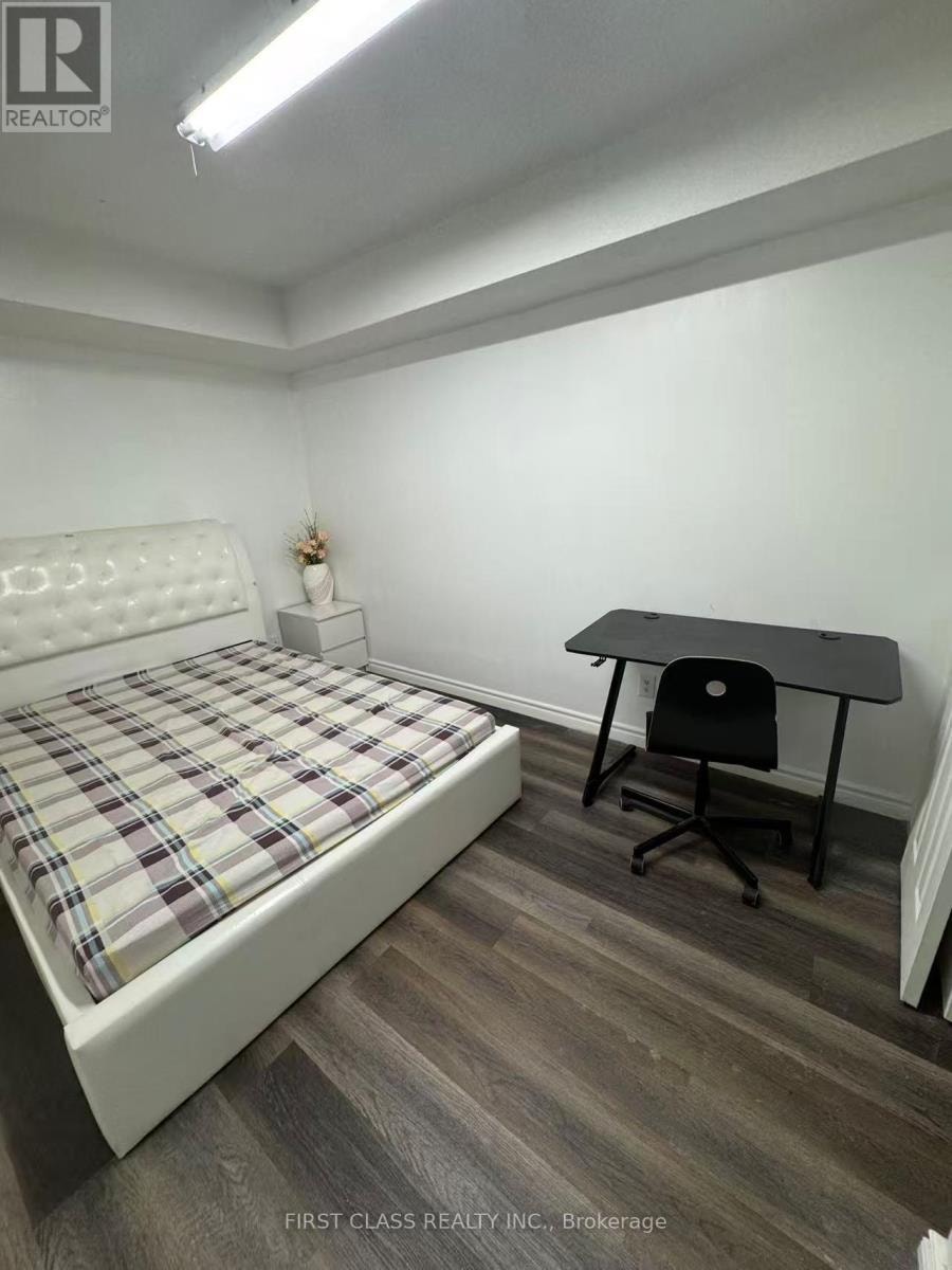 51 SILVERTHORNE ROAD Markham (Milliken Mills East), Ontario 2