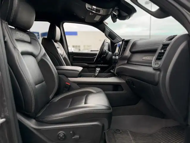 2023 Ram 1500 Sport GT Crew Cab 4WD | No Accidents | 5'7 Box in Cars & Trucks in Calgary - Image 15