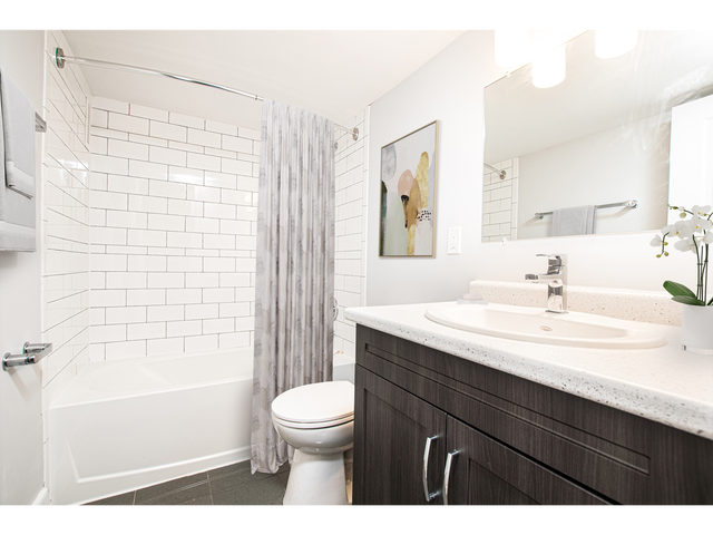 2 Bedroom Apartment for Rent - 2969 Fairlea Crescent in Long Term Rentals in Ottawa - Image 6