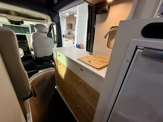 2025 Airstream Rangeline 23 in Travel Trailers & Campers in Edmonton - Image 15