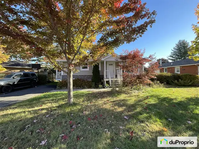 $730,000 - Bungalow for sale in Boucherville in Houses for Sale in Longueuil / South Shore - Image 3