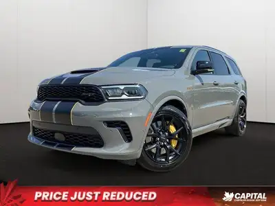 This Dodge Durango has a powerful ESG 6.4L SRT(R) HEMI(R) V8 w/ FuelSaver MDS engine powering this A...
