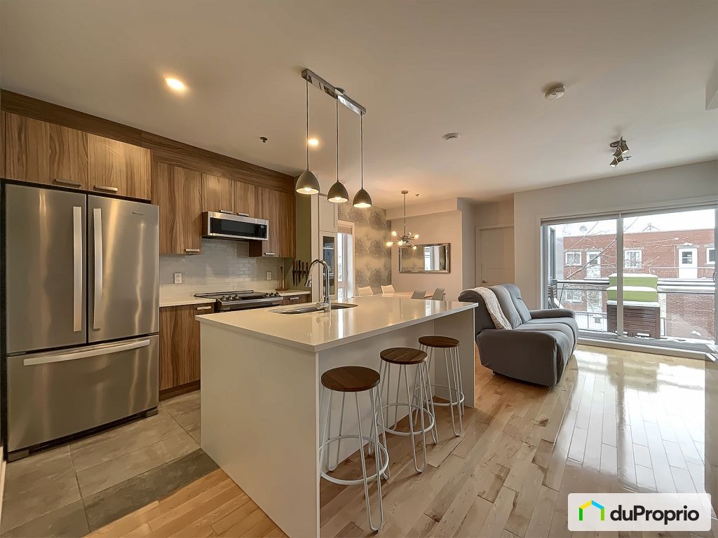 $454,000 - Condominium in Villeray / St-Michel / Parc-Extension — photo 1