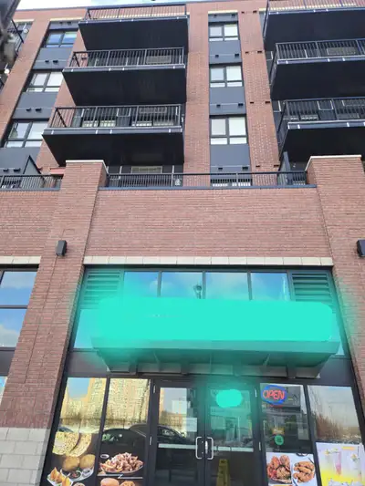 Price reduced by $65,000. New price is 325,000. 15 seating capacity. It is NOT only Pizza Restaurant...