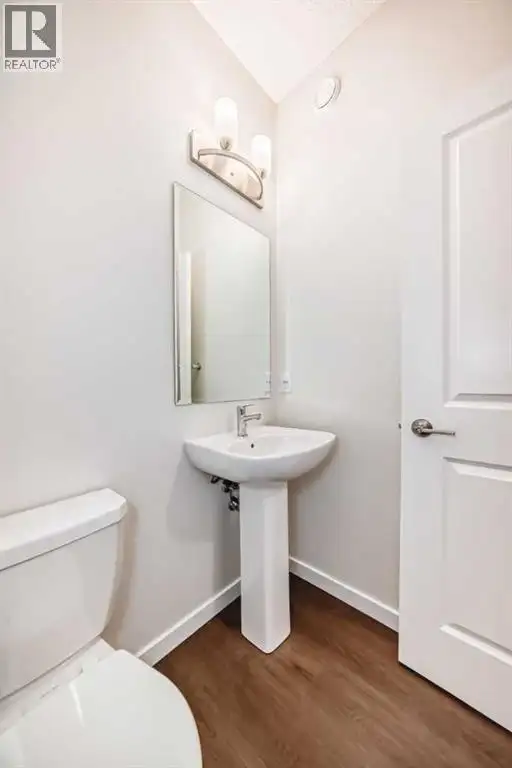 80 Magnolia Way SE Calgary, Alberta in Houses for Sale in Calgary - Image 19